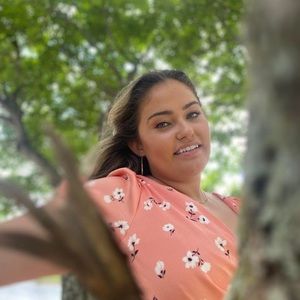 Meet your Posher, Roberta